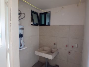 Dpto. amplio en RENTA en Cumbres de la Pradera al sur de la ciudad a unos minutos de Altacia, Centro Max y Mulza