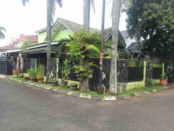 Dijual rumah graha Bintaro cluster anggrek loka pakujaya Serpong Tangerang selatan harga spesial