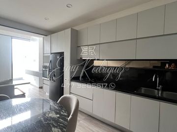 LOFT EN SUPER PRECIO, AMUEBLADO, 17,500 INCLUYE MANTENIMIENTO, DE LUJO