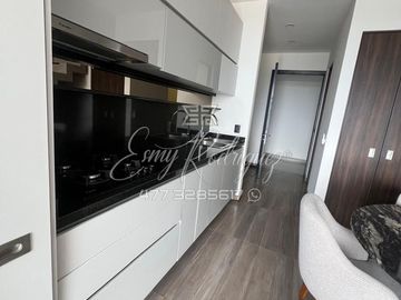 LOFT EN SUPER PRECIO, AMUEBLADO, 17,500 INCLUYE MANTENIMIENTO, DE LUJO