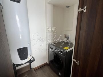 LOFT EN SUPER PRECIO, AMUEBLADO, 17,500 INCLUYE MANTENIMIENTO, DE LUJO