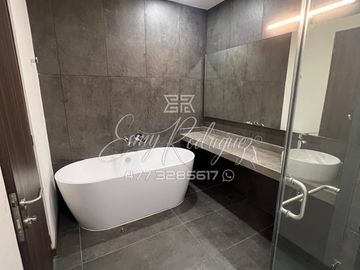 LOFT EN SUPER PRECIO, AMUEBLADO, 17,500 INCLUYE MANTENIMIENTO, DE LUJO