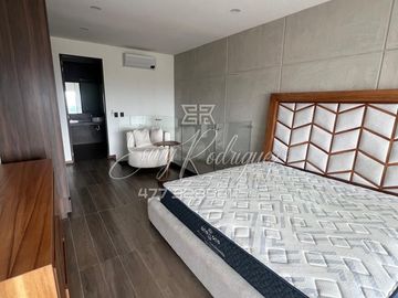 LOFT EN SUPER PRECIO, AMUEBLADO, 17,500 INCLUYE MANTENIMIENTO, DE LUJO