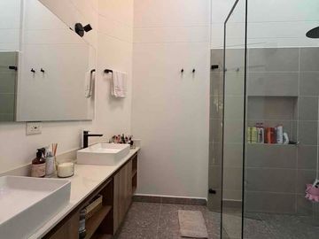 VENTA CASA SAN LUCAS ENVIGADO