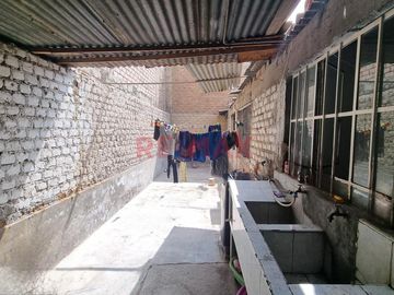 Terreno En Horacio Zevallos, Excelente Ubicación Y Oportunidad Para Casa Taller, Negocio, Almacen.