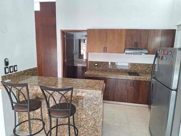 Renta de Loft Amueblado en Planta Alta Sm 51 a unos pasos de Avenida Nichupte