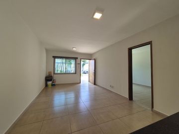 CASA EN VENTA EN CHAPALITA!