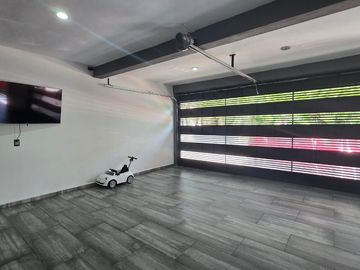 CASA EN VENTA EN FRACCIONAMIENTO PRIVADO LUMHA