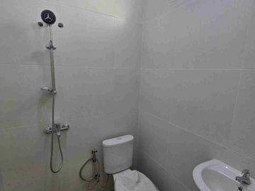 Rumah American Style 700jtan, Surabaya Timur