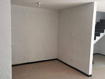 Casa en venta en Parque San Mateo, Cuautitlán - 2 recamaras y 1.5 baños.