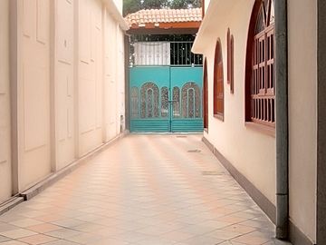Casa en venta en Gustavo A. Madero | Activo inmobiliario con gran potencial patrimonial- 4 recamaras y 4 baños