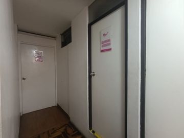 ALQUILO OFICINAS 3er y 4to piso AV. CARLOS IZAGUIRRE LOS OLIVOS