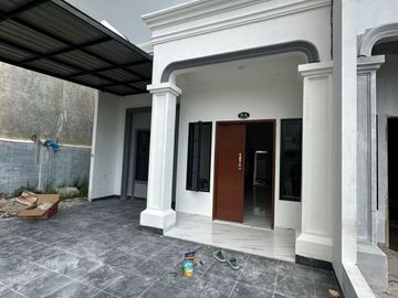 ROW KOMPLEK TERLUAS !! 12 METER | ONE GATE 24h SECURITY| 6X18M2 3KTIDUR | SIMP SELAYANG SETIA BUDI