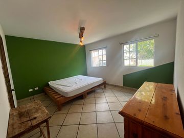 RENTO DEPARTAMENTO SEMI-AMUEBLADO EN RESIDENCIAL FRACC ATASCADERO EN SAN MIGUEL DE ALLENDE, GUANAJUATO