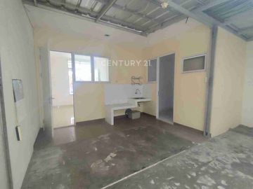 Sangat Murah! Rumah 2 Lantai di Cluster Laseine Jgc – SHM, 2+1 KT | 1,35 M Nego