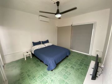CASA AMUEBLADA, 3 RECÁMARAS Y PANELES SOLARES, CENTRO MÉRIDA
