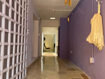 CASA AMUEBLADA, 3 RECÁMARAS Y PANELES SOLARES, CENTRO MÉRIDA