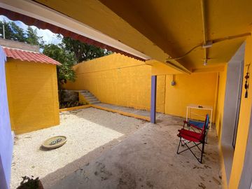 CASA AMUEBLADA, 3 RECÁMARAS Y PANELES SOLARES, CENTRO MÉRIDA