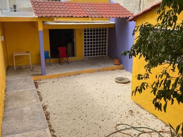 CASA AMUEBLADA, 3 RECÁMARAS Y PANELES SOLARES, CENTRO MÉRIDA