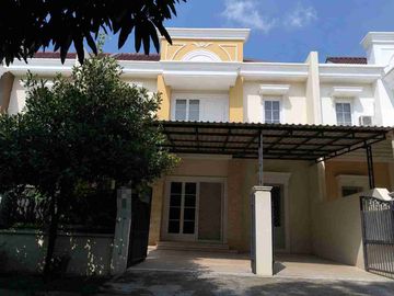 Rumah di Royal Residen Jakarta Timur