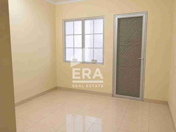 Rumah di Royal Residen Jakarta Timur
