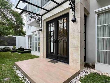 jual rumah nyaman di jagakarsa Jakarta Selatan