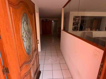 Casa en Venta con 3 Departamentos en Santa Cruz del Monte Naucalpan para habitar o como inversión