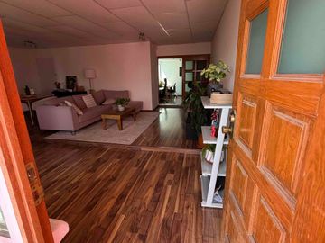 Casa en Venta con 3 Departamentos en Santa Cruz del Monte Naucalpan para habitar o como inversión