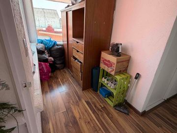 Casa en Venta con 3 Departamentos en Santa Cruz del Monte Naucalpan para habitar o como inversión
