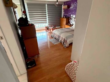 Casa en Venta con 3 Departamentos en Santa Cruz del Monte Naucalpan para habitar o como inversión