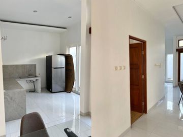 LT 140 JL AM SANGAJI JL MONJALI RUMAH DALAM PERUMAHAN MLATI DEKAT UGM, TUGU JOGJA, JCM JL MAGELANG, MALIOBORO, POGUNG, PANDEGA, JL KALIURANG, PALAGAN