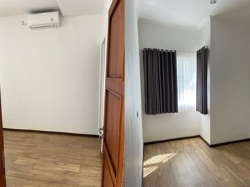 LT 140 JL AM SANGAJI JL MONJALI RUMAH DALAM PERUMAHAN MLATI DEKAT UGM, TUGU JOGJA, JCM JL MAGELANG, MALIOBORO, POGUNG, PANDEGA, JL KALIURANG, PALAGAN