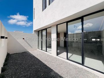 Casa de Arquitecto en Venta con Sky Bar | Capital Sur VM257