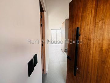 Casa de Arquitecto en Venta con Sky Bar | Capital Sur VM257