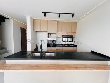 Casa de Arquitecto en Venta con Sky Bar | Capital Sur VM257