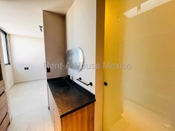Casa de Arquitecto en Venta con Sky Bar | Capital Sur VM257