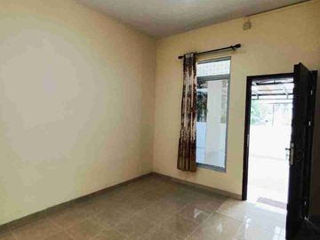 Rumah Siap Huni di Beverly Estate dekat Pelabuhan Batam Centre