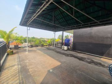 disewakan ruko 3 lantai hadap jalan raya strategis dekat kampus unpam