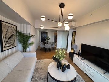 For Rent: 2BR with Parking at Park Triangle Residences BGC!