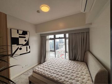 For Rent: 2BR with Parking at Park Triangle Residences BGC!