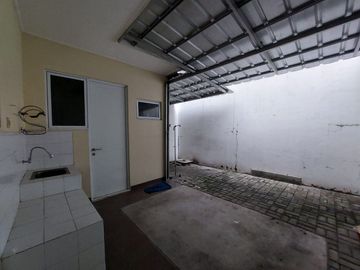 Dijual Cepat Rumah 2 Lantai Lebar 6 Cluster Laseine, Cakung, Jakarta Timur, 030&028