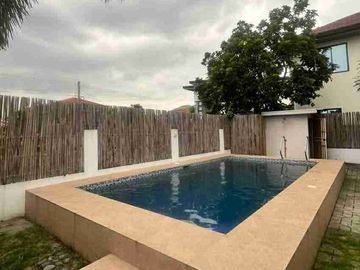 3 BEDROOMS SEMI FURNISHED HOUSE WITH SWIMMING POOL FOR RENT!