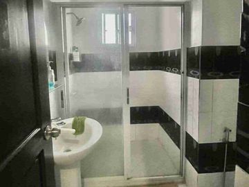 3 BEDROOMS SEMI FURNISHED HOUSE WITH SWIMMING POOL FOR RENT!