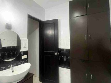 3 BEDROOMS SEMI FURNISHED HOUSE WITH SWIMMING POOL FOR RENT!