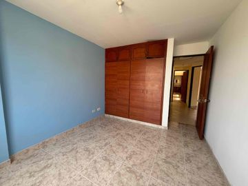 SE VENDE AMPLIA CASA EN CONJUNTO PORTAL DE POMONA UBICADO SECTOR UNICAUCA, CLÍNICAS Y CENTRO COMERCIAL CAMPANARIO