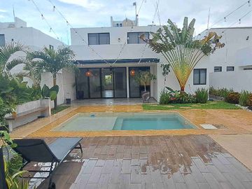 CASA EN PRIVADA AMARANTO EN XCANATUN AL NORTE DE MERIDA