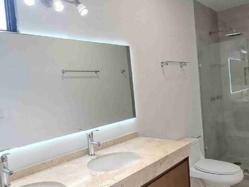 CASA EN PRIVADA AMARANTO EN XCANATUN AL NORTE DE MERIDA