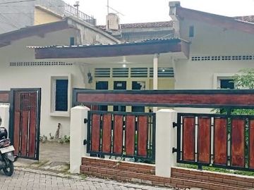 LT 129 POGUNG RUMAH TANAH MLATI DEKAT UGM, UNY, POGUNG BARU, PANDEGA, JL KALIURANG, JL MONJALI PALAGAN, RINGROAD, SENDOWO COCOK KOS KOST EKSKLUSIF