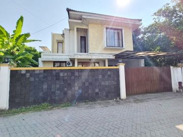 LT 198 JL MONJALI PALAGAN RUMAH MEWAH 2 LANTAI SIAP HUNI JL AM SANGAJI DALAM RINGROAD DEKAT UGM, POPONGAN, POGUNG PANDEGA, SENDOWO, JL MAGELANG, TUGU