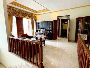 RUMAH FULLY FURNISHED DI KOMPLEK DEPDIKBUD, PEJATEN BARAT, JAKARTA SELATAN